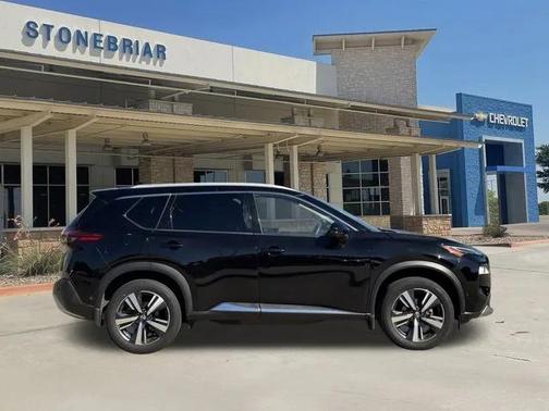 2022 Nissan Rogue Platinum