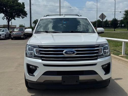 White 2021 Ford Expedition XLT