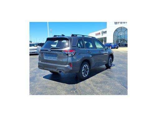 Magnetite Gray Metallic 2026 Subaru Forester Base