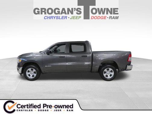 Granite Crystal Metallic Clearcoat 2023 RAM 1500 Big Horn/Lone Star