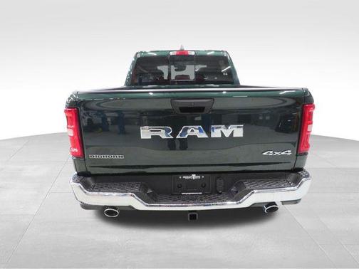 Serrano Green Metallic 2026 RAM 1500 Big Horn/Lone Star