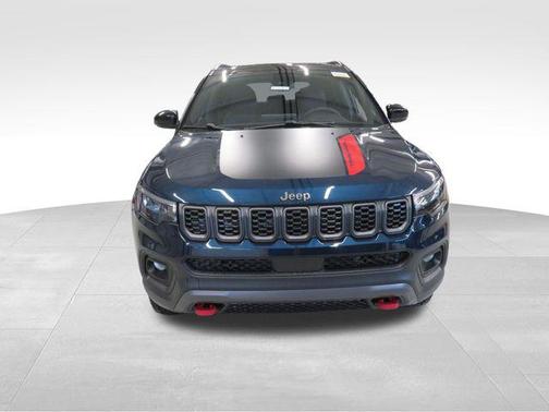 Fathom Blue Pearl Coat 2026 Jeep Compass Trailhawk