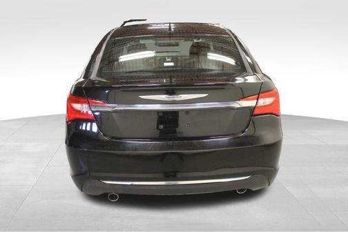 Black Clearcoat 2013 Chrysler 200 Limited