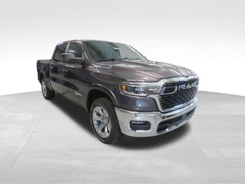 Granite Crystal Metallic Clearcoat 2027 RAM 1500 Big Horn/Lone Star
