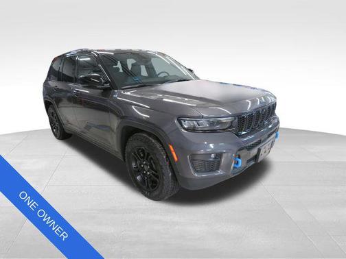2022 Jeep Grand Cherokee 4xe Trailhawk