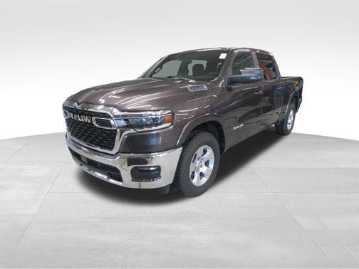 Granite Crystal Metallic Clearcoat 2026 RAM 1500 Big Horn/Lone Star