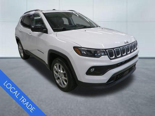 2022 Jeep Compass Latitude Lux