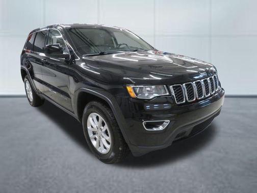 2022 Jeep Grand Cherokee Laredo