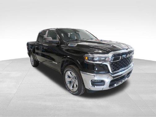 Diamond Black Crystal Pearlcoat 2027 RAM 1500 Big Horn/Lone Star