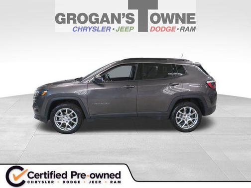 2022 Jeep Compass Latitude Lux