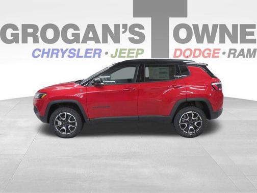 Red Hot Pearlcoat 2026 Jeep Compass Trailhawk