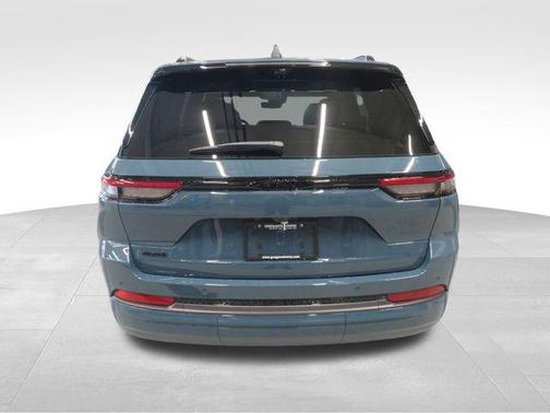 Steel Blue 2026 Jeep Grand Cherokee Limited