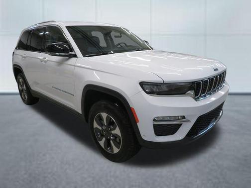 Bright White Clearcoat 2022 Jeep Grand Cherokee 4xe Base