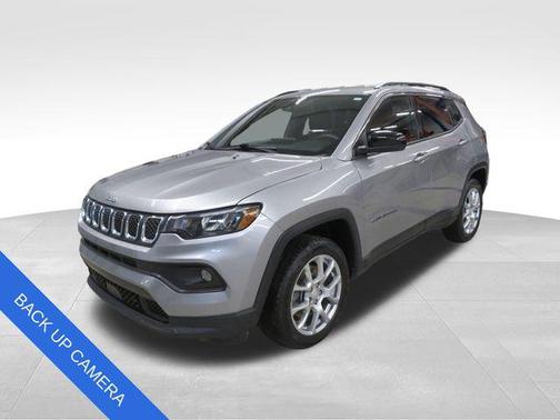 2023 Jeep Compass Latitude Lux