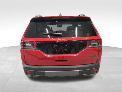 Red Hot Pearlcoat 2026 Jeep Cherokee Overland