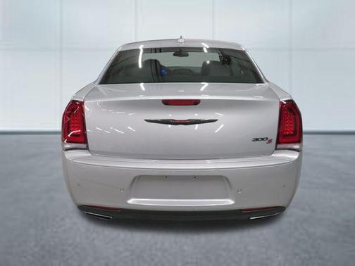 2023 Chrysler 300 S