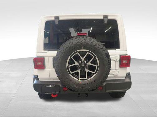 Bright White Clearcoat 2026 Jeep Wrangler Rubicon