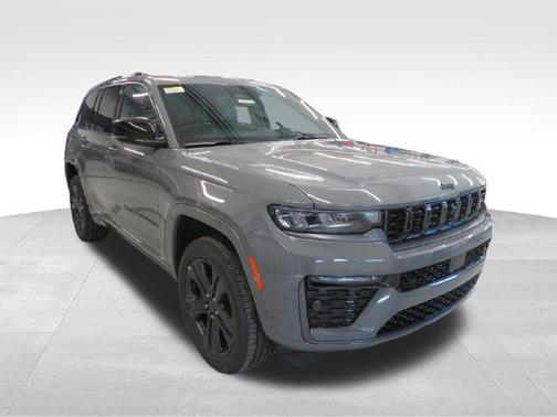 Sting-Gray Clearcoat 2027 Jeep Grand Cherokee Limited