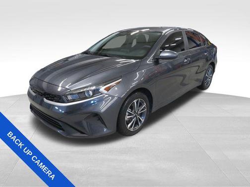 Gravity Gray 2023 Kia Forte LXS