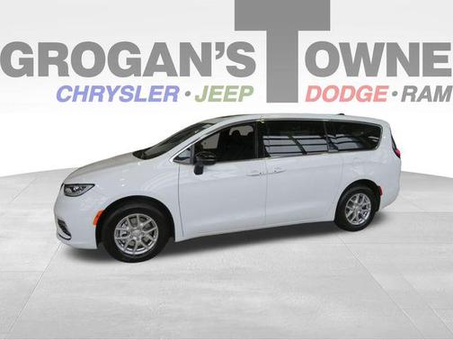 2026 Chrysler Pacifica L