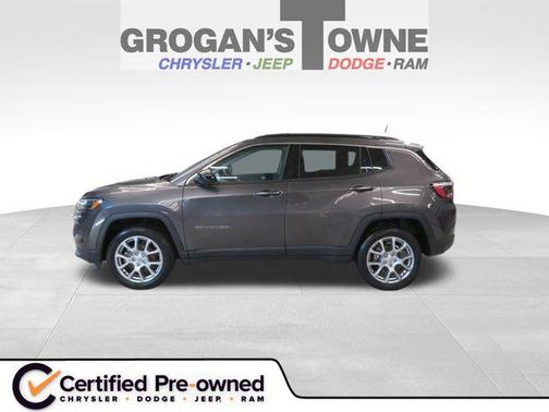 2022 Jeep Compass Latitude Lux