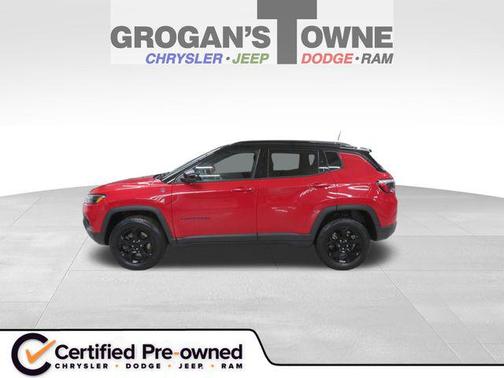 Redline Pearlcoat 2023 Jeep Compass Trailhawk