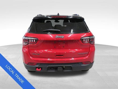 Redline Pearlcoat 2023 Jeep Compass Trailhawk