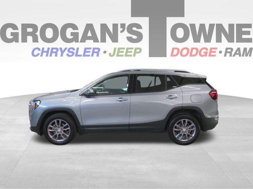 2023 GMC Terrain SLT