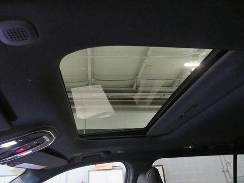 Baltic Gray Metallic Clearcoat 2026 Jeep Grand Cherokee L Laredo
