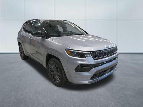 Billet Silver Metallic Clearcoat 2023 Jeep Compass High Altitude