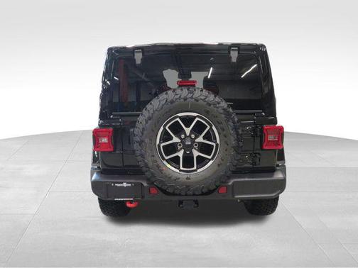 Black Clearcoat 2026 Jeep Wrangler Rubicon