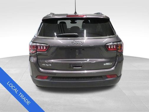 Granite Crystal Metallic Clearcoat 2023 Jeep Compass Latitude Lux