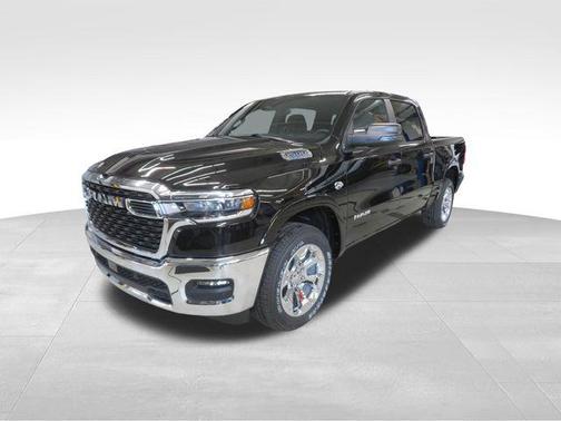 Diamond Black Crystal Pearlcoat 2026 RAM 1500 Big Horn/Lone Star
