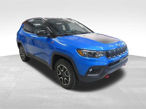 Hydro Blue Pearlcoat 2026 Jeep Compass Trailhawk