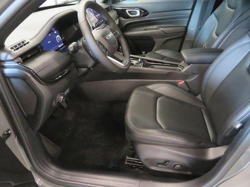 Sting-Gray Clearcoat 2026 Jeep Compass Limited