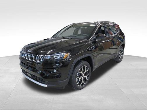Diamond Black Crystal Pearlcoat 2026 Jeep Compass Limited