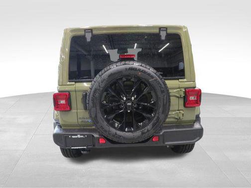2025 Jeep Wrangler Sahara 4xe