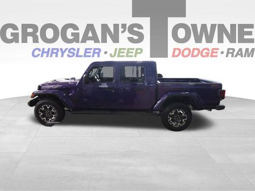 2026 Jeep Gladiator Sahara 4x4