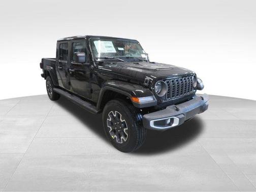 2026 Jeep Gladiator Sahara 4x4