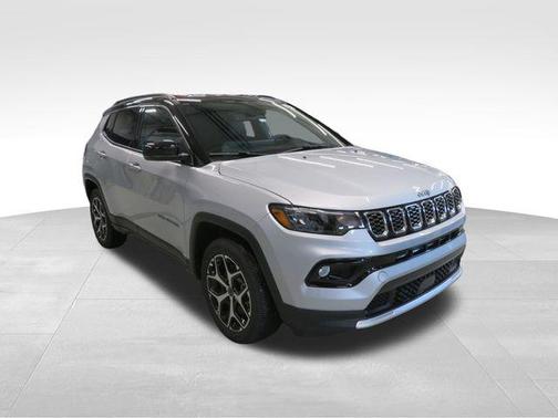 Silver Zynith Metallic Clearcoat 2026 Jeep Compass Limited