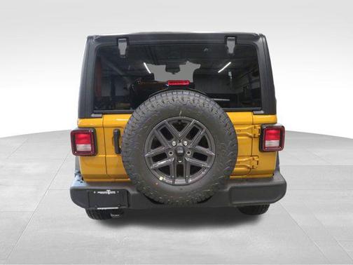 Goldilocks 2026 Jeep Wrangler Sport S