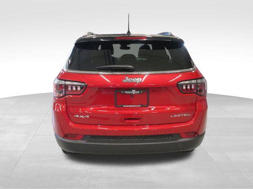 Red Hot Pearlcoat 2026 Jeep Compass Limited