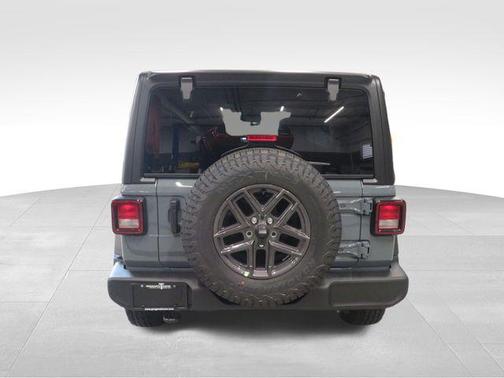 Anvil Clear Coat 2026 Jeep Wrangler Sport S