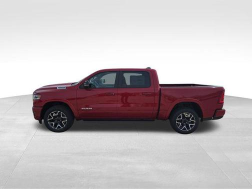 Molten Red Pearlcoat 2026 RAM 1500 Laramie