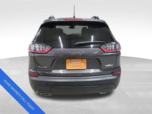 2022 Jeep Cherokee Latitude Lux