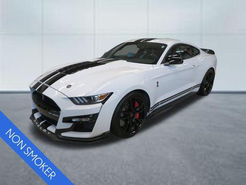 Oxford White 2021 Ford Shelby GT500 Base