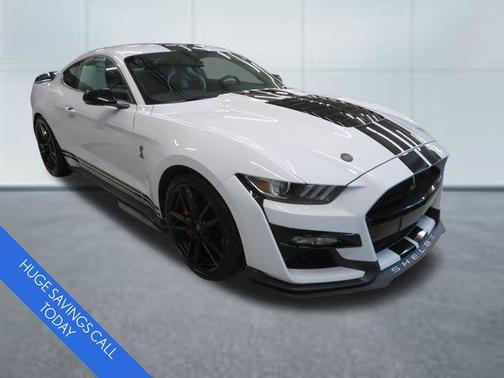 Oxford White 2021 Ford Shelby GT500 Base