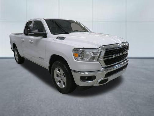 Bright White Clearcoat 2022 RAM 1500 Big Horn/Lone Star