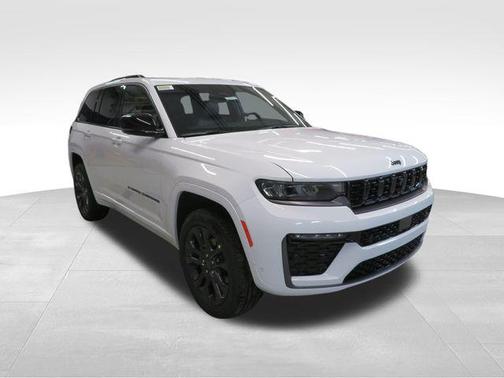 Bright White Clearcoat 2026 Jeep Grand Cherokee Limited