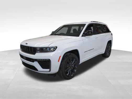 Bright White Clearcoat 2026 Jeep Grand Cherokee Limited